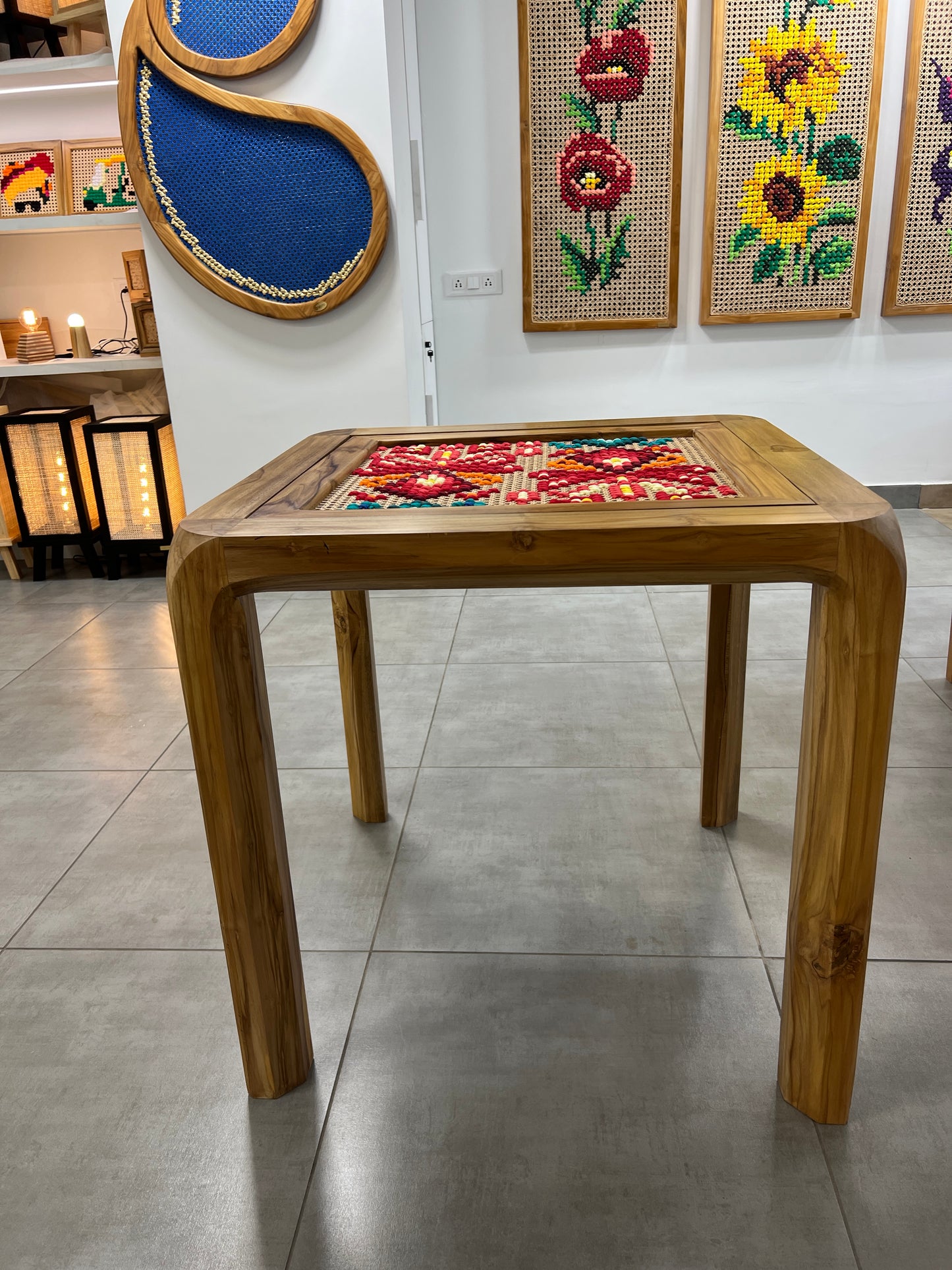 2 seater Dining / Coffee Table with Replaceable Art 30 inch x30 inch