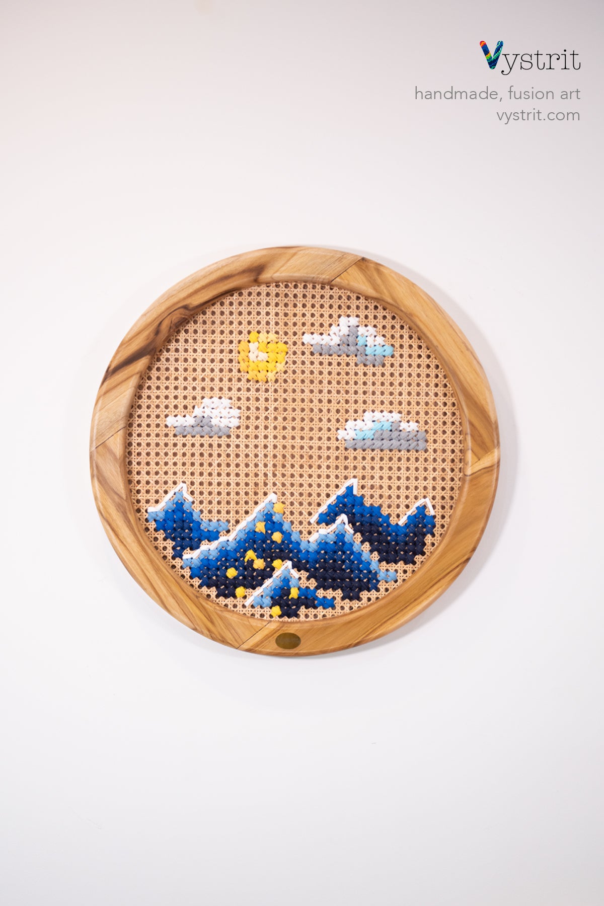 Swashbuckling Waves (Mini)- 2ft diameter