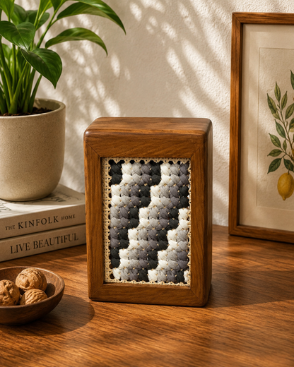 Echo Weave — Onyx (Medium)