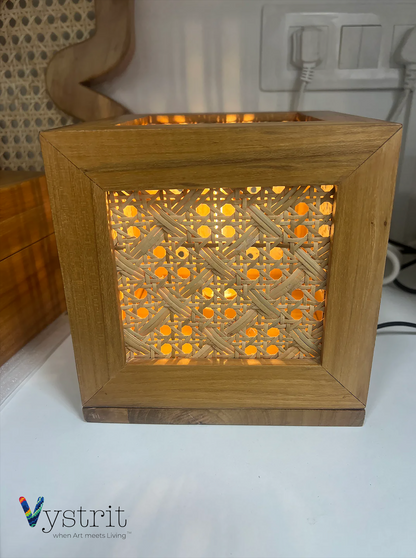 Teak Wood Cube Lamp 7"