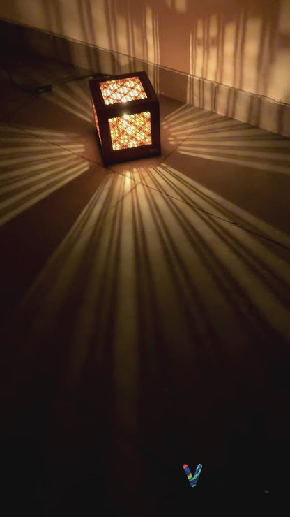 Teak Wood Cube Lamp 7"